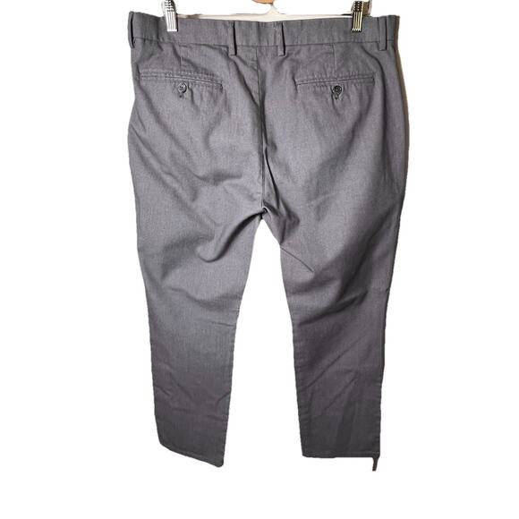 2 Pair Old Navy Ultimate Straight Flex Pants 36x30 Gray &‎ Dark Gray Bundle - Picture 3 of 16